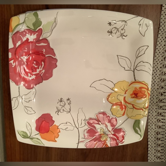 Pasadena Square dinner plate by Sonoma home - Picture 1 of 3
